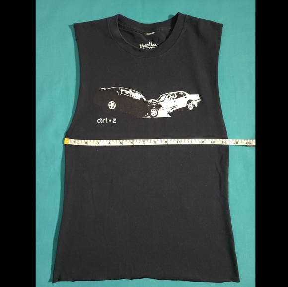 Threadless ctrl+z undo fitted muscle tank - Picture 4 of 6